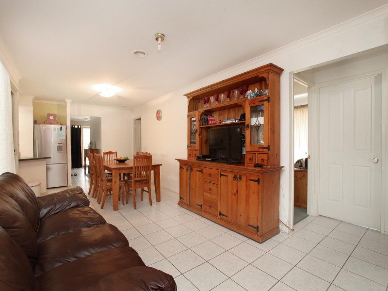 23 Timele Drive, Hillside - Thumbnail 4
