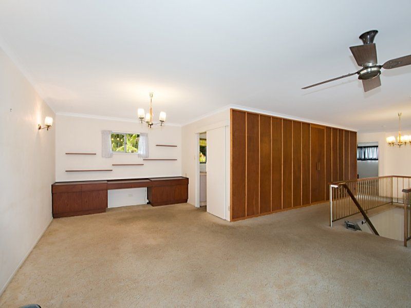 64 Rutledge Street COOLANGATTA QLD, Coolangatta - Thumbnail 4