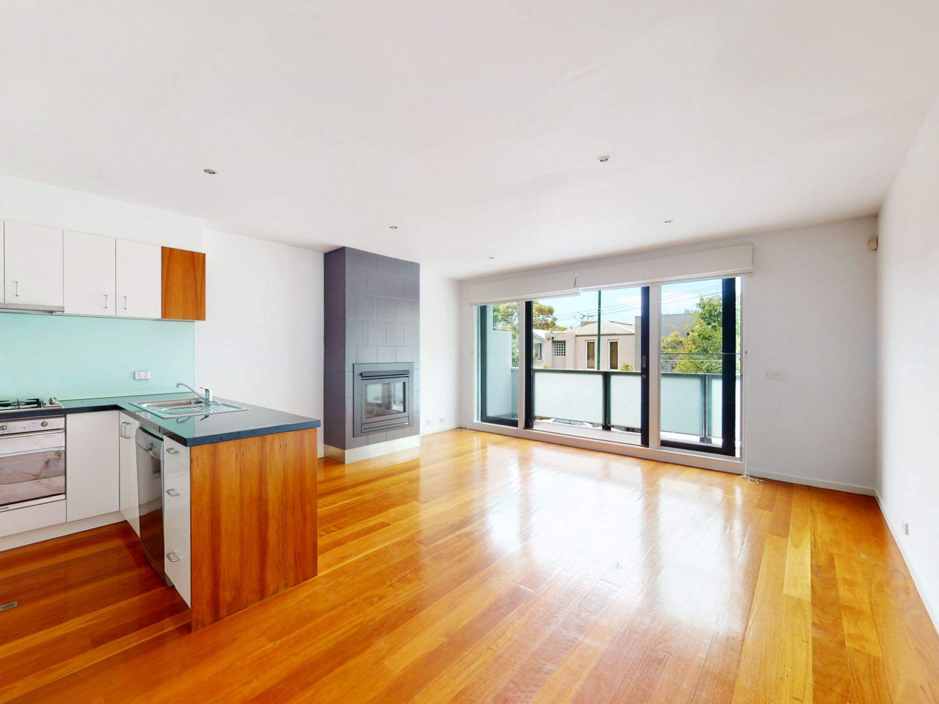 31 Clara Street, South Yarra - Thumbnail 5