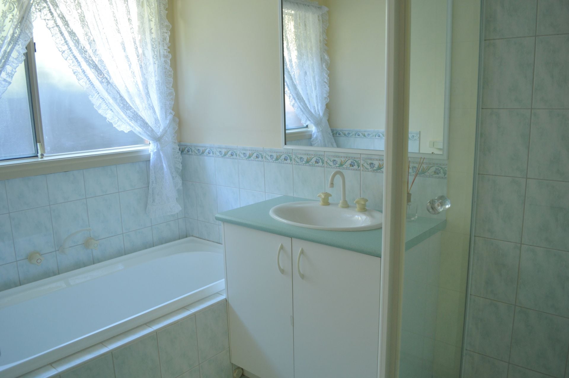 PLACE TO CALL HOME    *Insp Thu 3rd May @ 4:35pm*