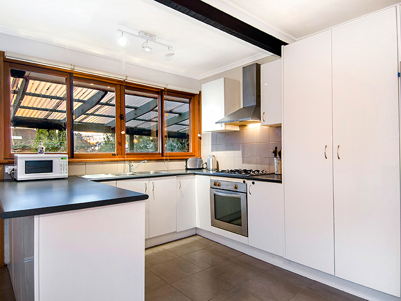 9 Newton Court, Seaholme - Thumbnail 4