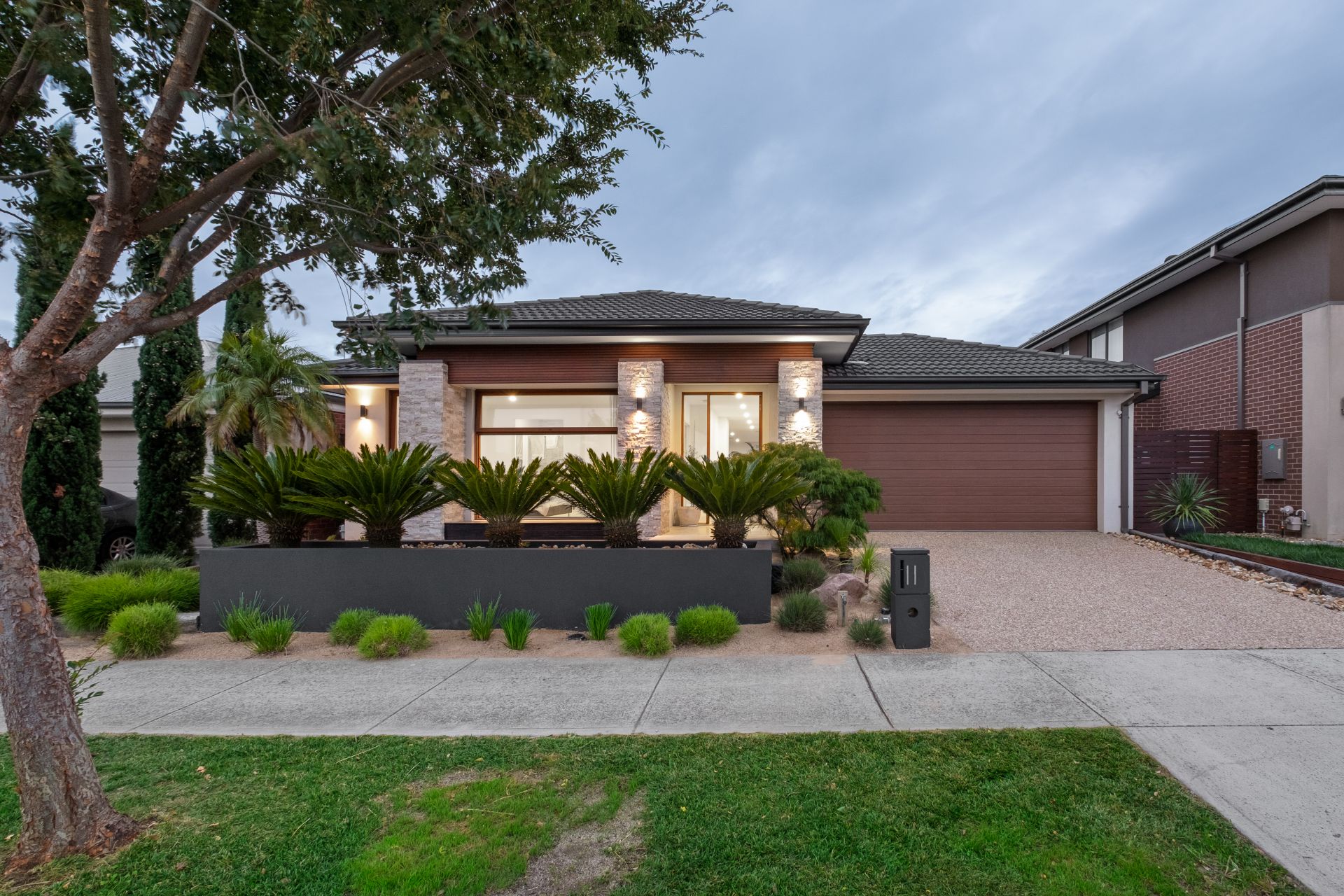 11 Amesbury Way, Clyde North OBrien Real Estate