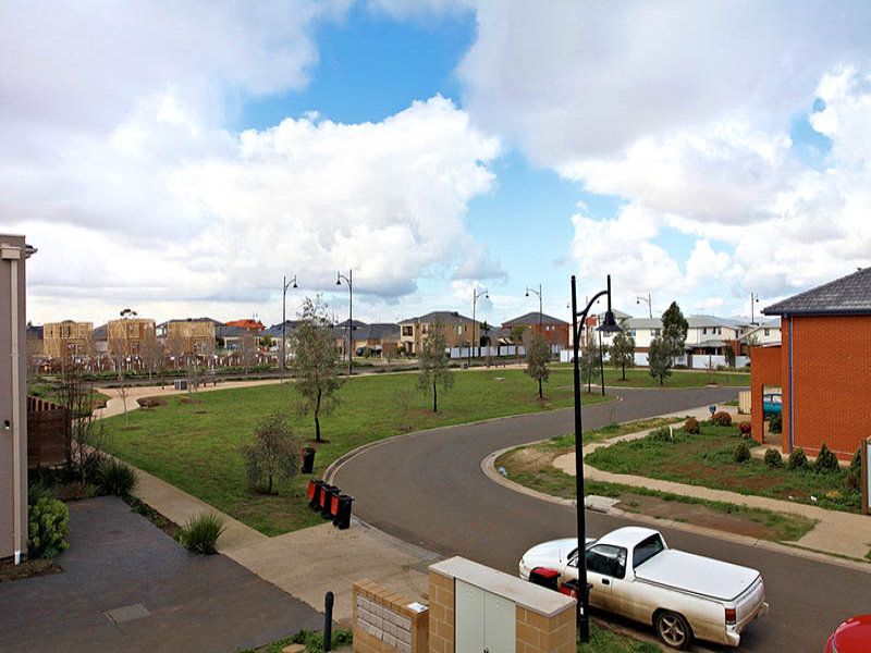 1/4 Hopetoun Green, Caroline Springs - Thumbnail 5