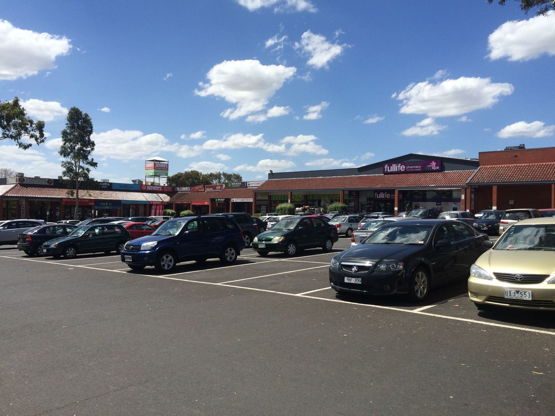 PRIME RETAIL/OFFICE SPACE - THE STABLES SHOPPING CENTRE