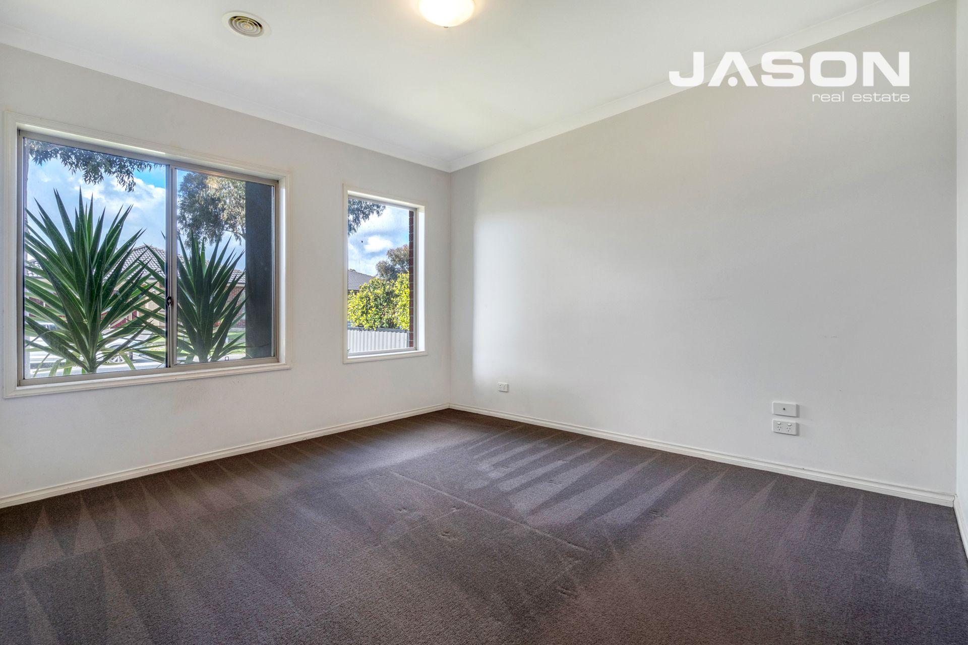 121 Huntington Drive, Craigieburn Jason Real Estate