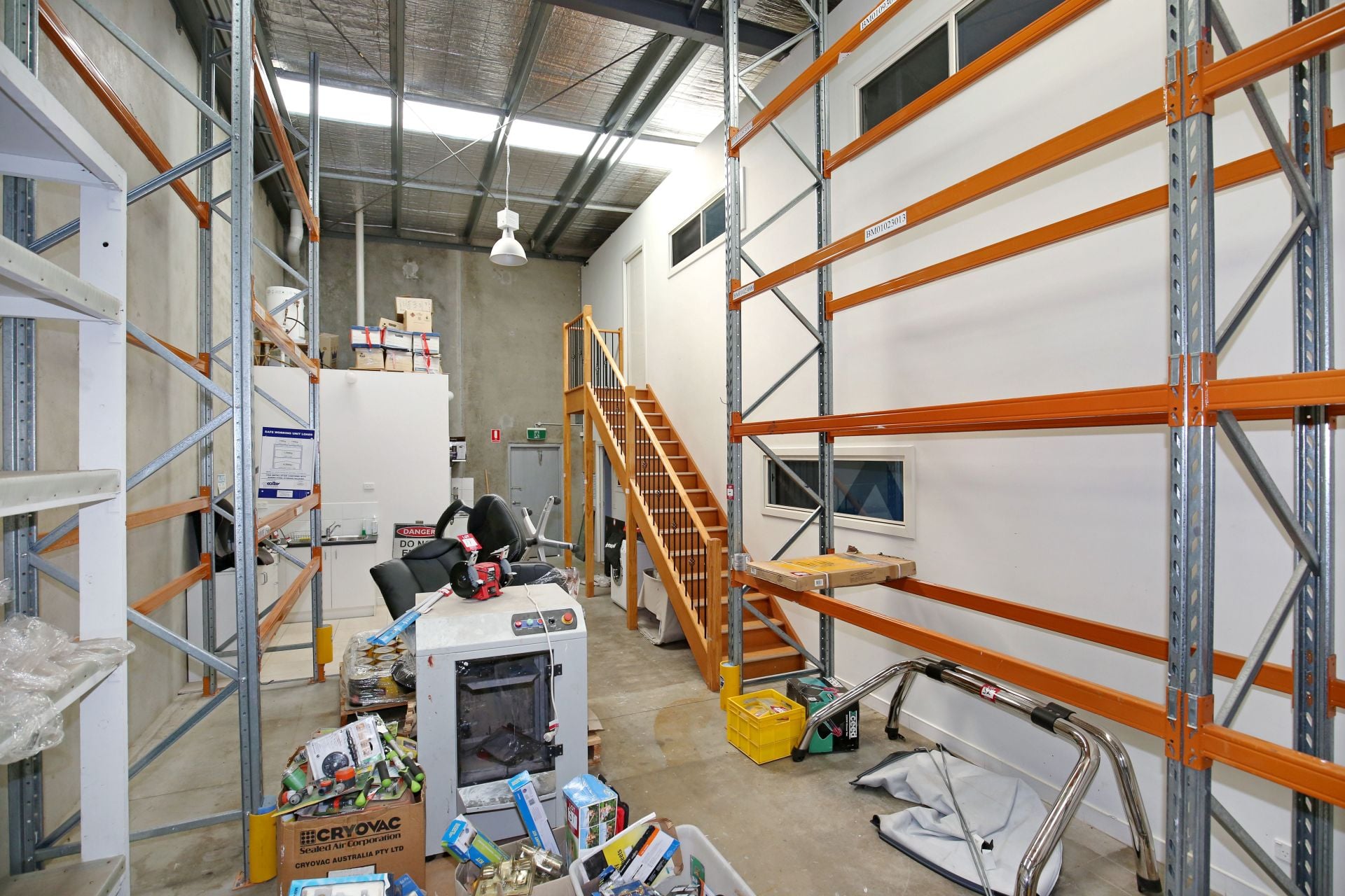 WELL LOCATED WAREHOUSE WITH OFFICE