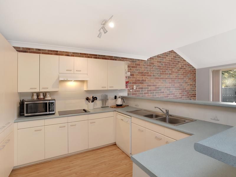 2/110-112 Wilson Parade, HEATHCOTE, Heathcote - Thumbnail 4