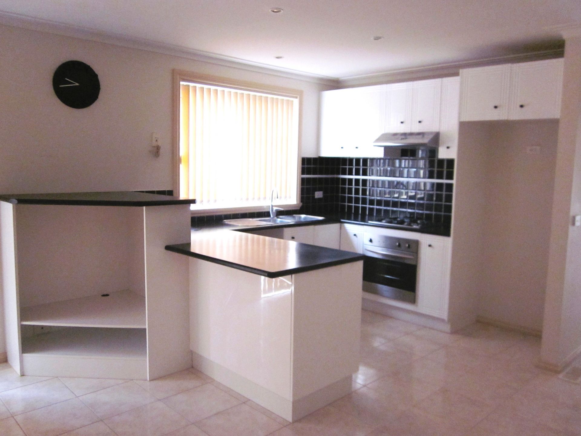 SUPERB FAMILY HOME IN AN EXCELLENT LOCATION!