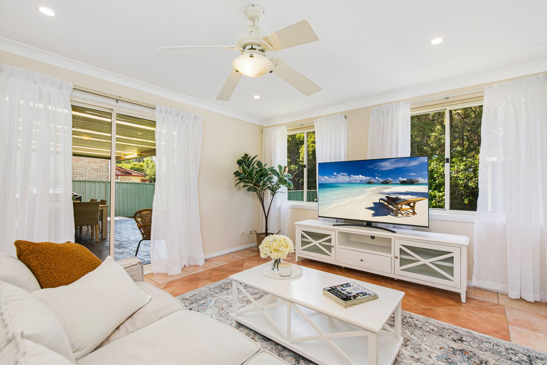 25 Langford Smith Close Kellyville NSW, Kellyville - Thumbnail 4