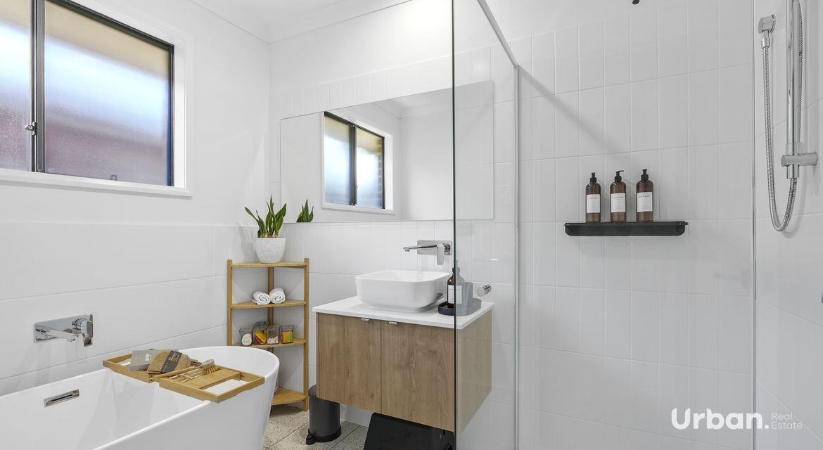 Austral 61 Little Street