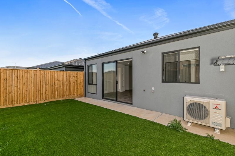 44 Woonan Drive, Wyndham Vale