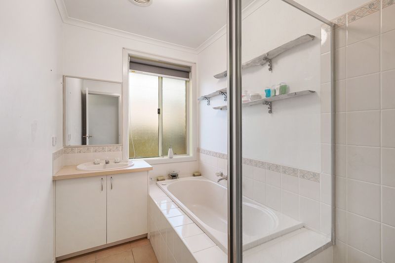 1 Brennan Court, Altona Meadows - Thumbnail 6