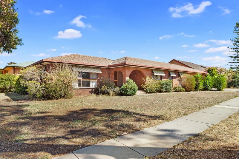 51 Reservoir Road, Strathdale DCK Real Estate