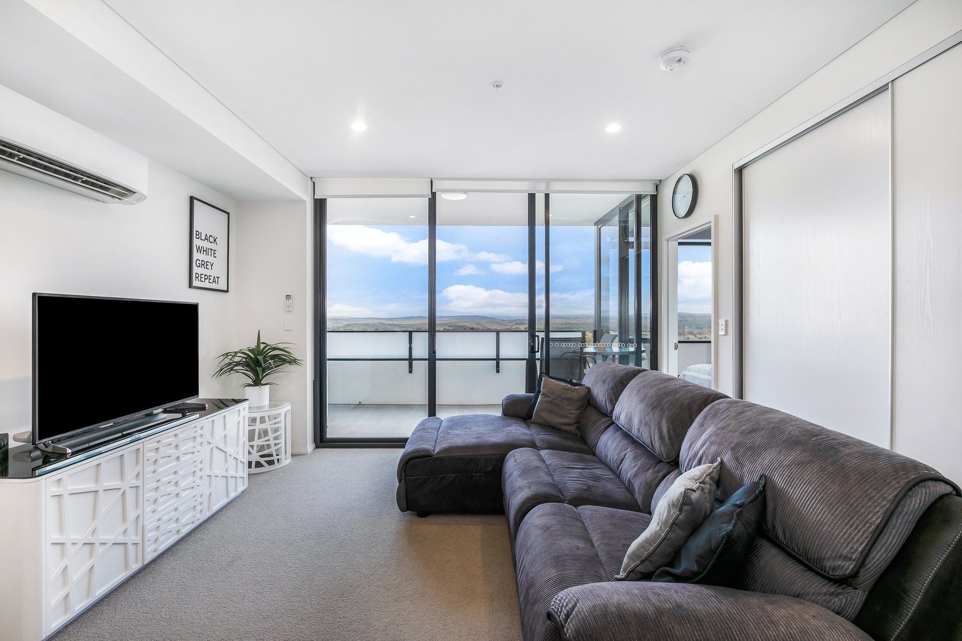 905/1 Village Place Kirrawee NSW, Kirrawee - Thumbnail 5