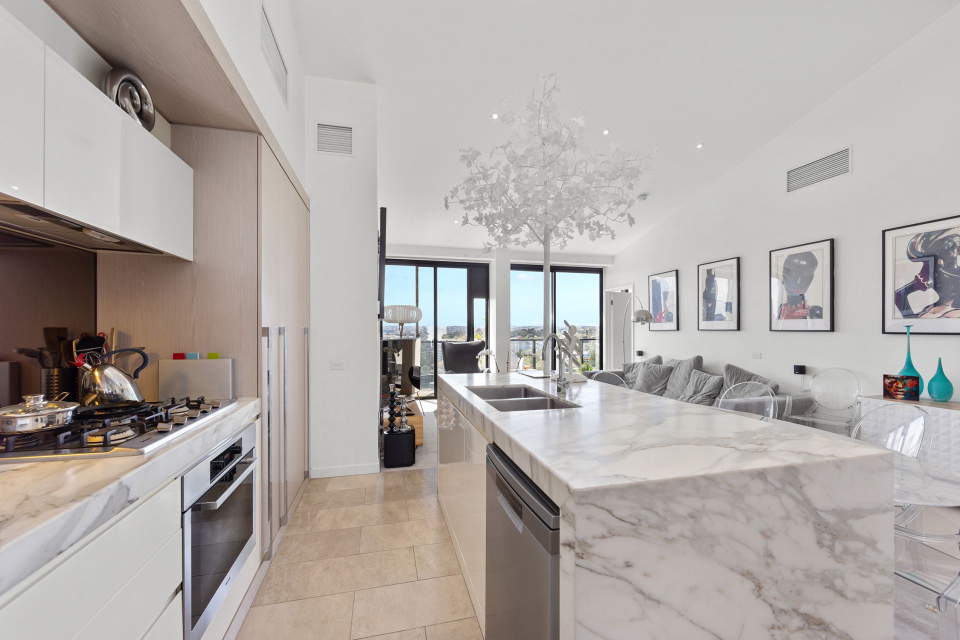 1203/1 Clara Street, South Yarra - Thumbnail 6