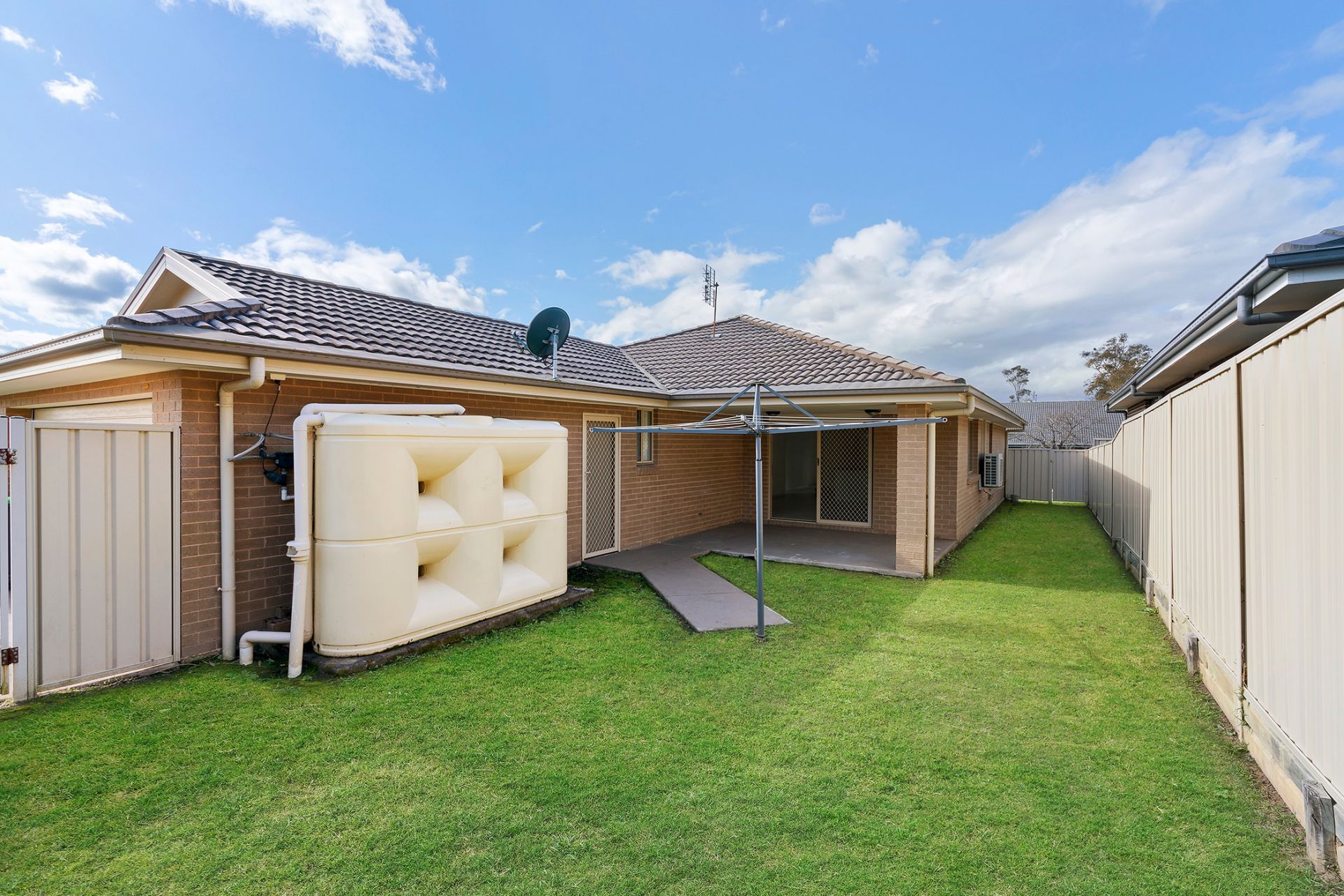 Real Estate For Sale 36 Figtree Boulevard Wadalba , NSW