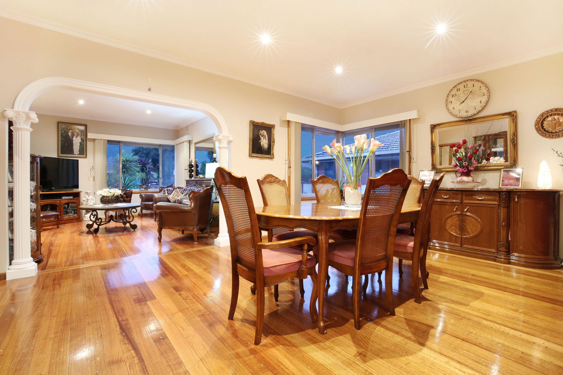 GRAND FAMILY HOME