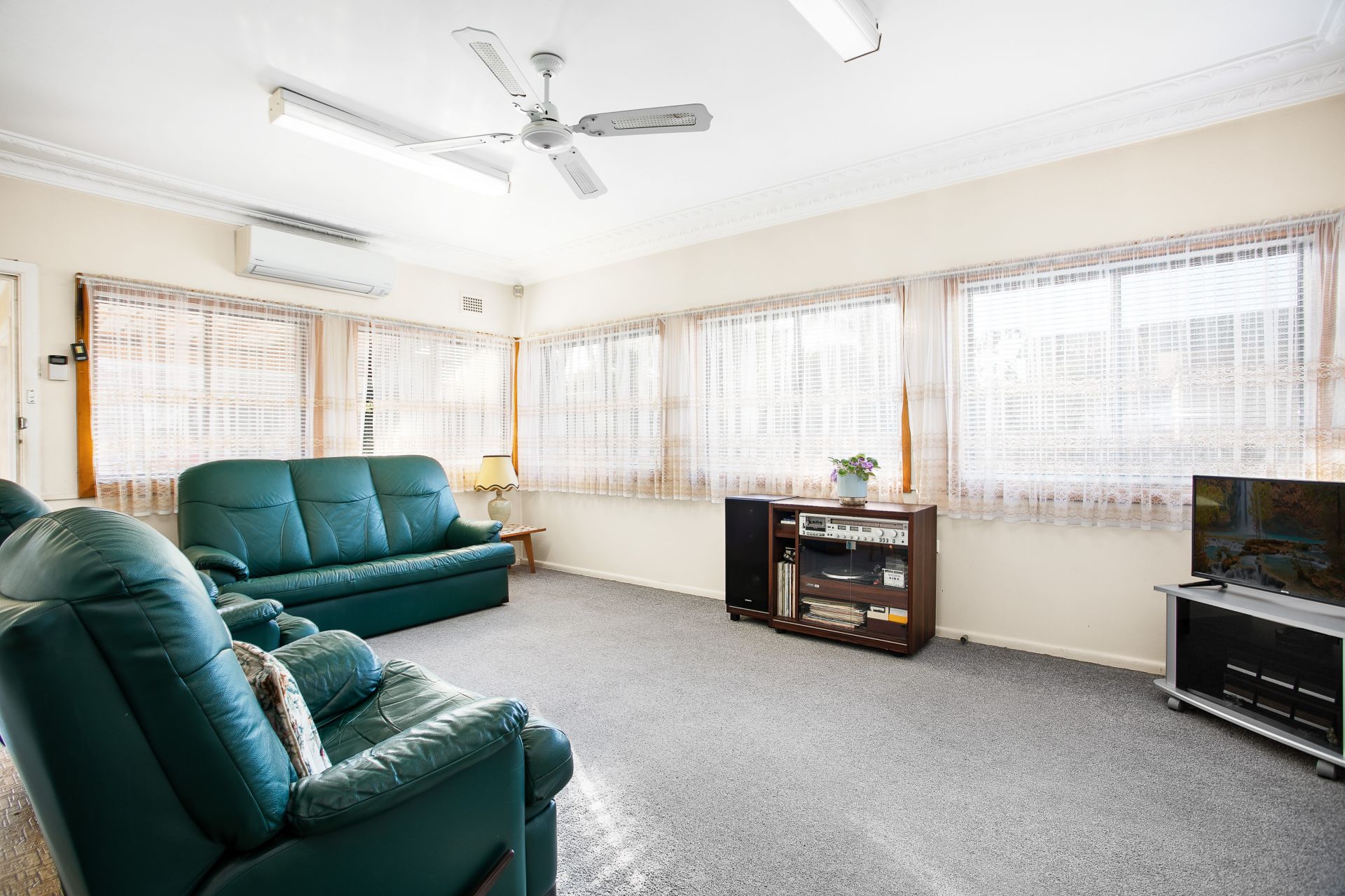 157 Kiora Road, Miranda, Miranda - Thumbnail 4