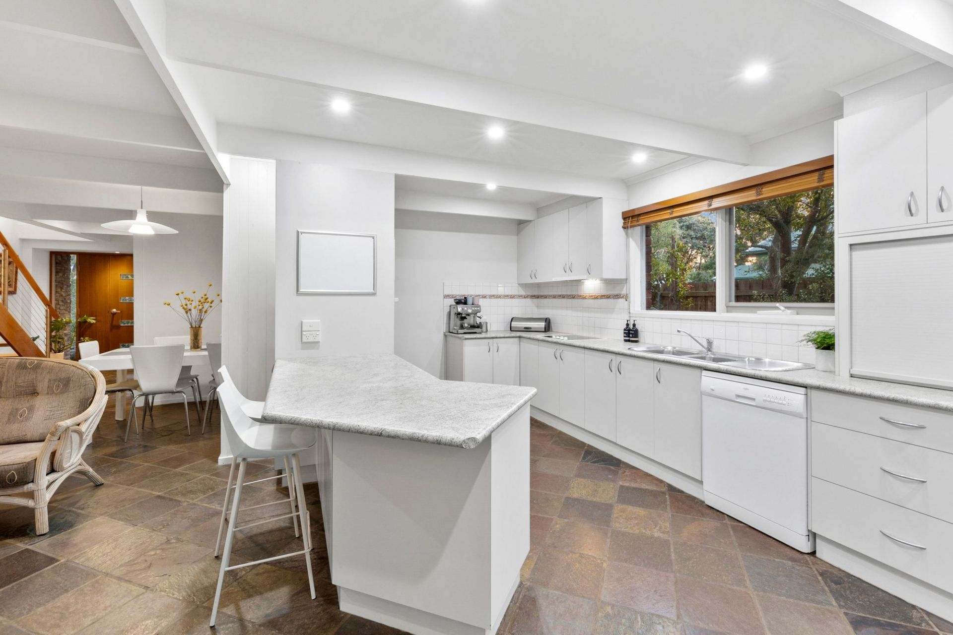 22 Saratoga Avenue Barwon Heads VIC, Barwon Heads - Thumbnail 8
