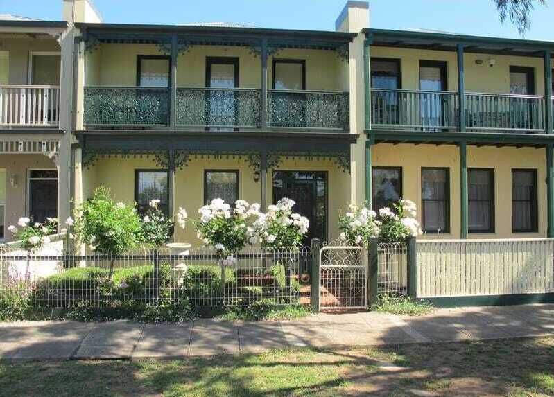 10 John Liston Drive Newport VIC, Newport - Thumbnail 2