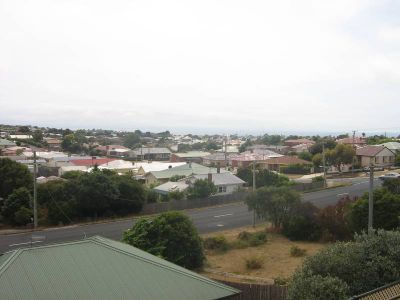 1/185 Steele Street, DEVONPORT, Devonport - Thumbnail 4