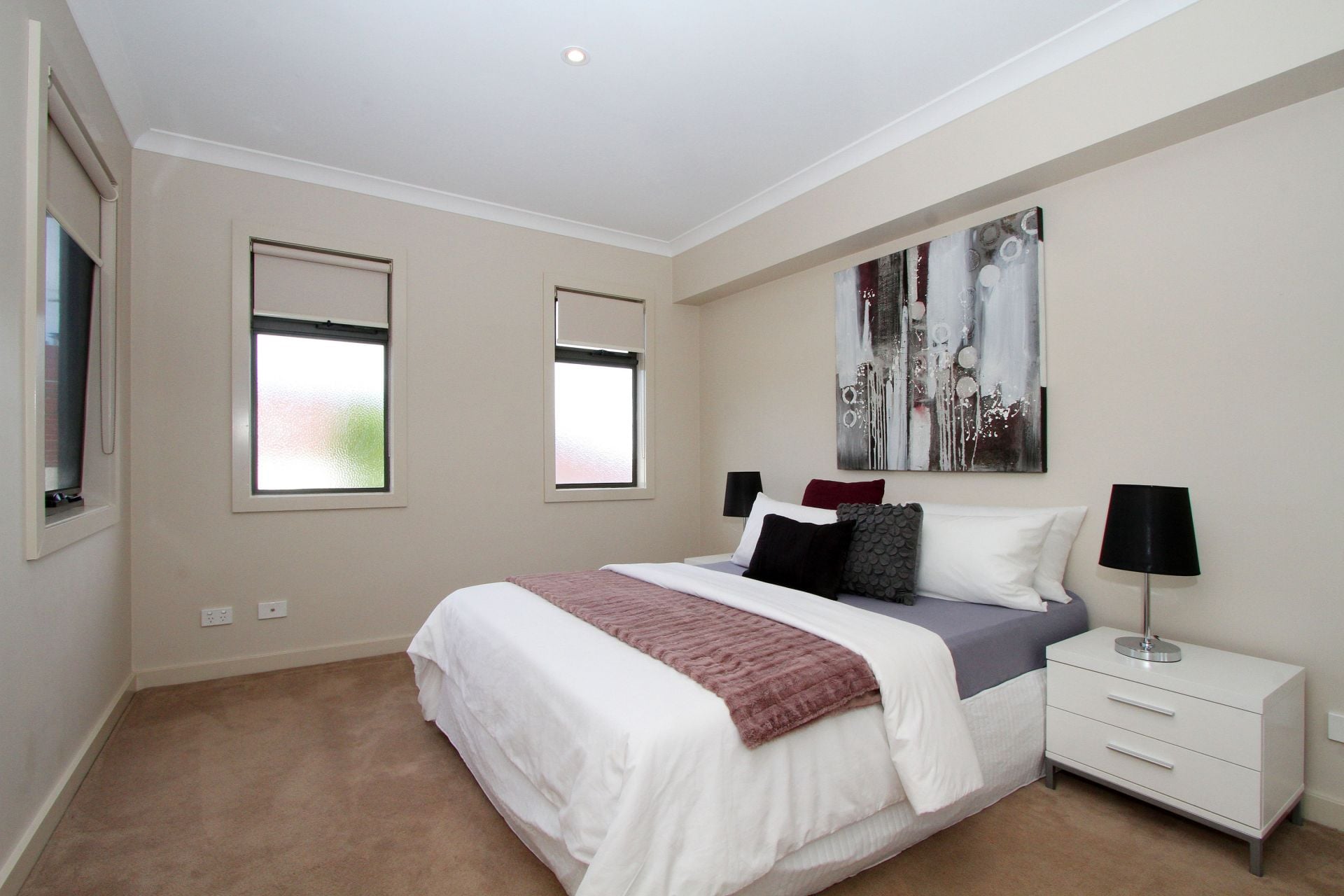 As New Townhouse In Great Location