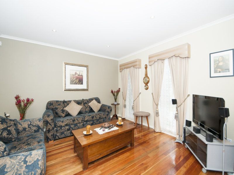 9 Jardier Terrace SOUTH MORANG, South Morang - Thumbnail 6