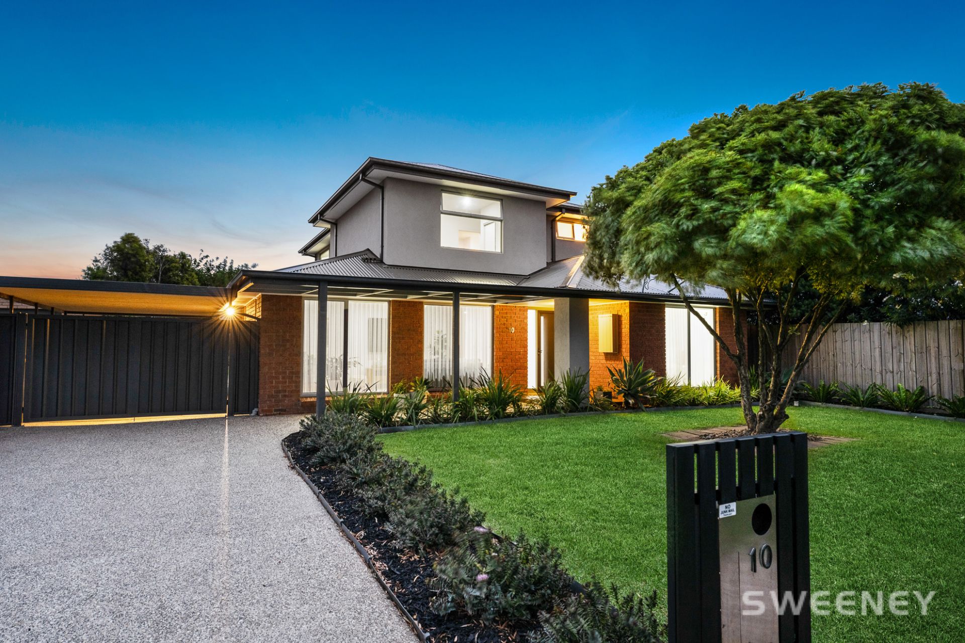 10 Peppermint Court, Altona Meadows - Thumbnail 2