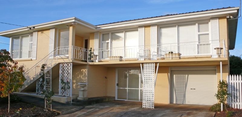 3
 
 
 
  
 
 
 2
 
 
 
  
 
 
 1
 
 
 
 
 
 
 
 8 Sunset Court, Devonport TAS 7310, Devonport - Thumbnail 4