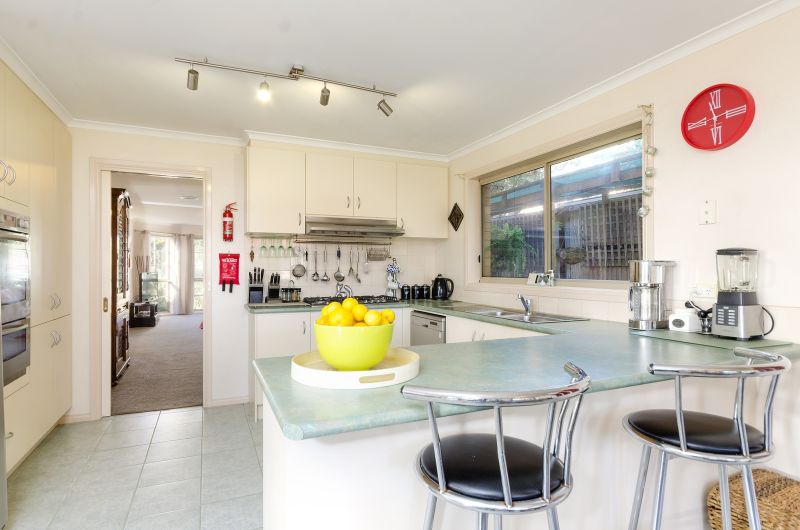 5 Achenar Court Ocean Grove VIC, Ocean Grove - Thumbnail 8