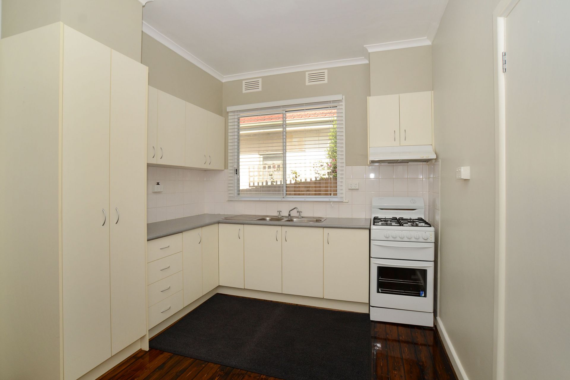 One Weeks Free Rent - Perfectly Renovated Home
