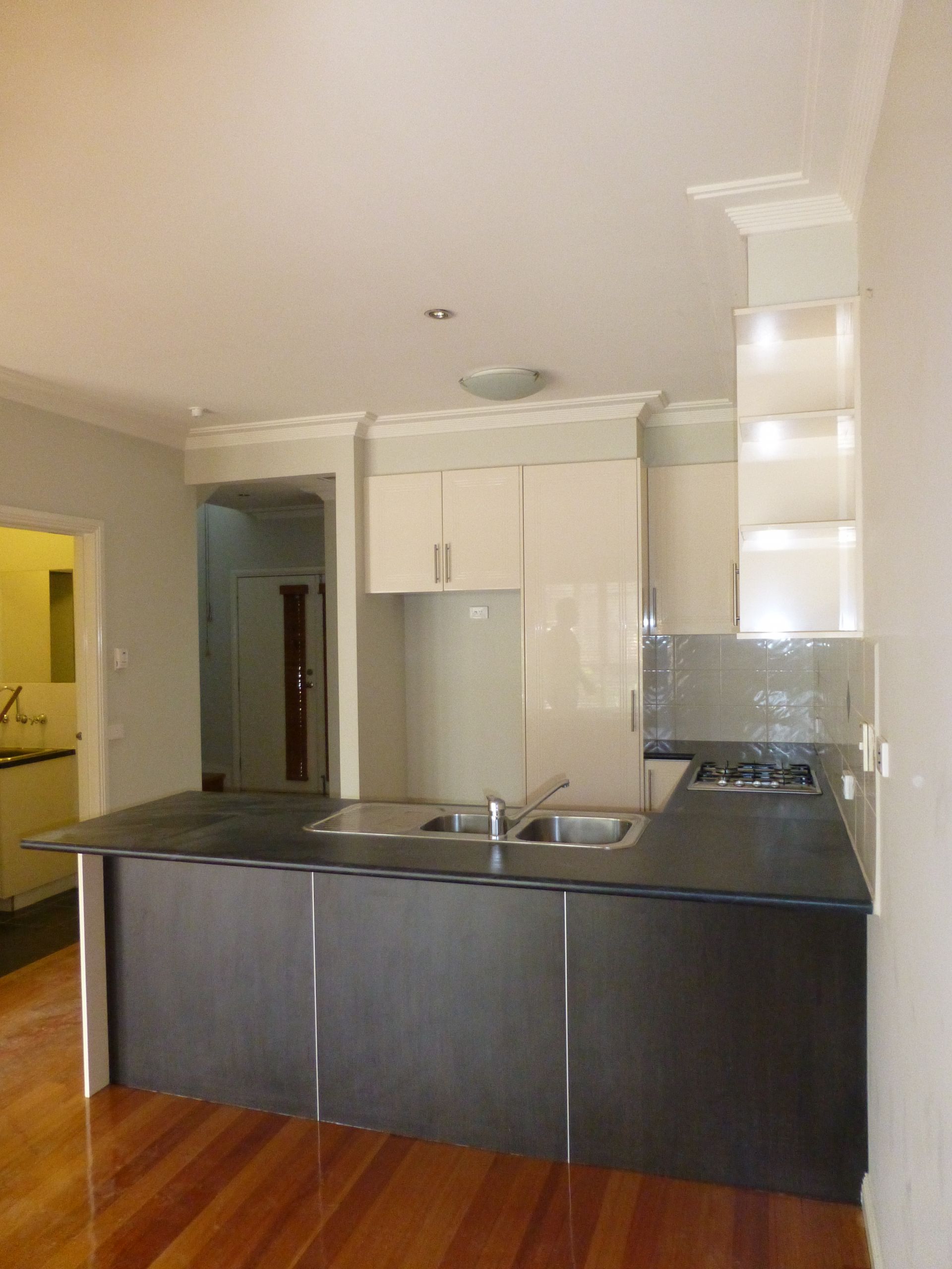 Beautiful Three Bedroom Townhouse!