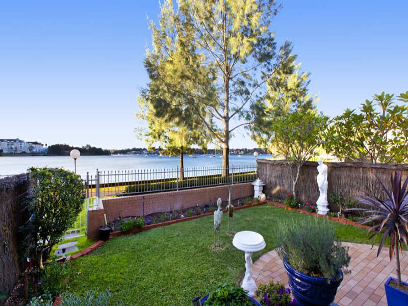 4H/162 Burwood Road, CONCORD