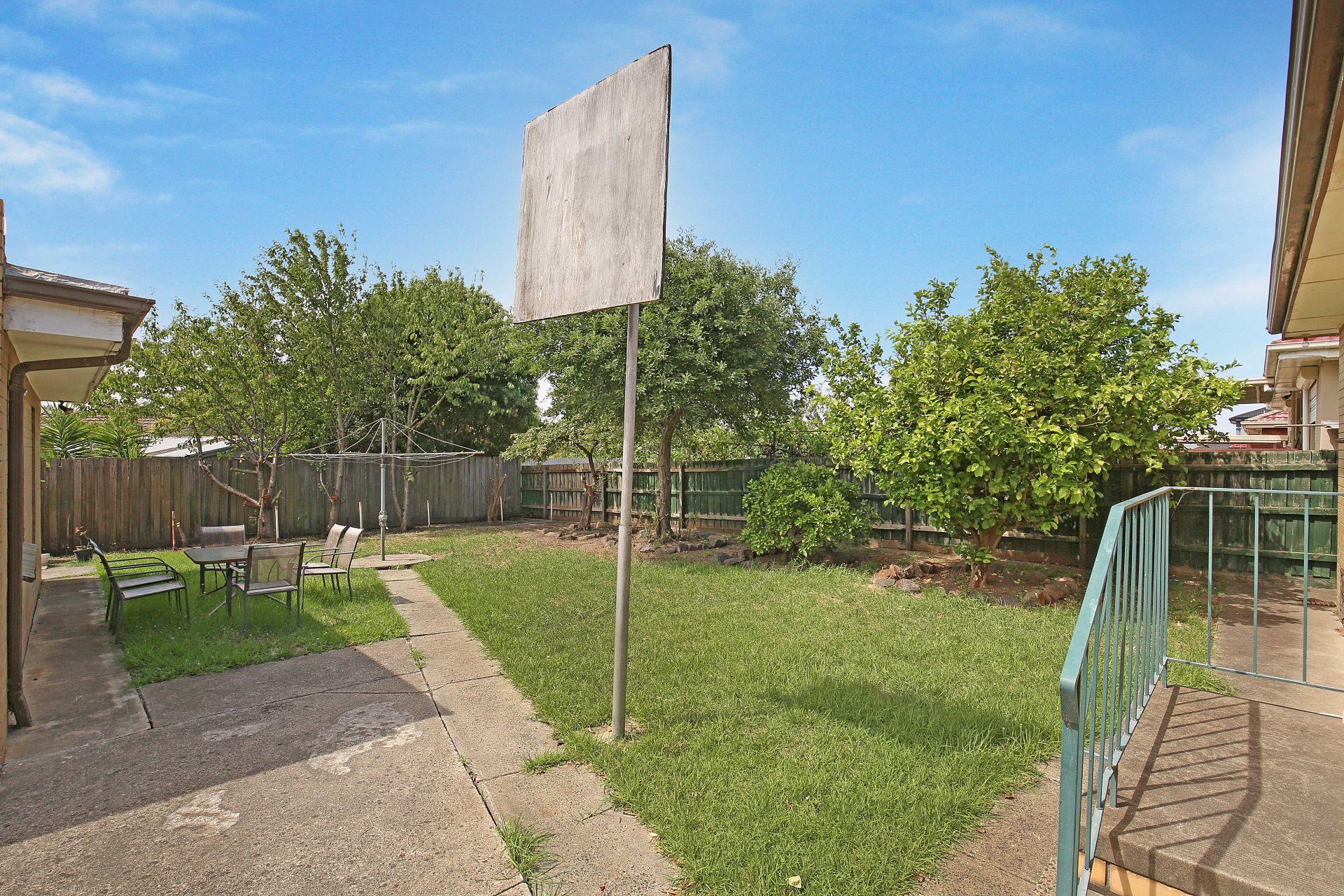 3 Bedroom Family Home in a Prime Location!