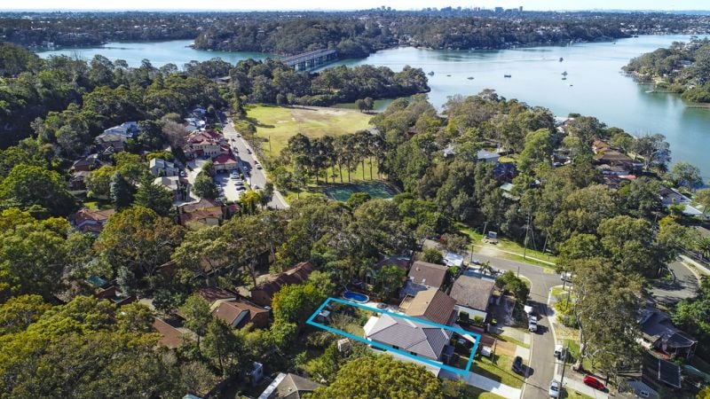 3 Loretta Avenue, Como - Thumbnail 2