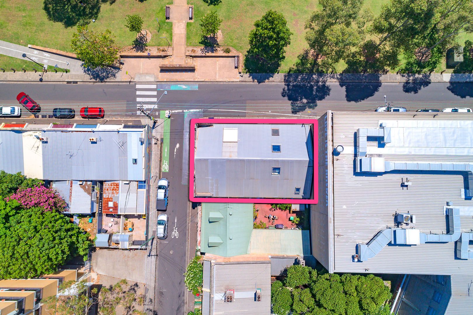 SOLD - Brilliantly Located 1950'5 Warehouse