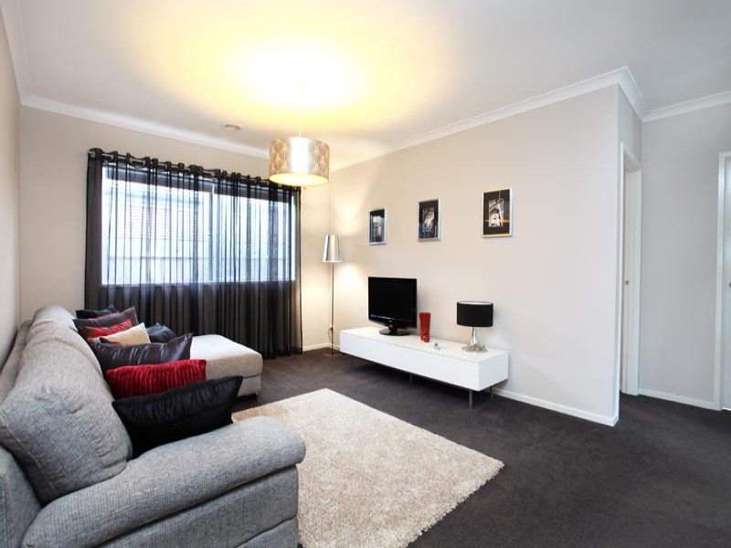 10 Woollahra Parade, Taylors Hill - Thumbnail 6