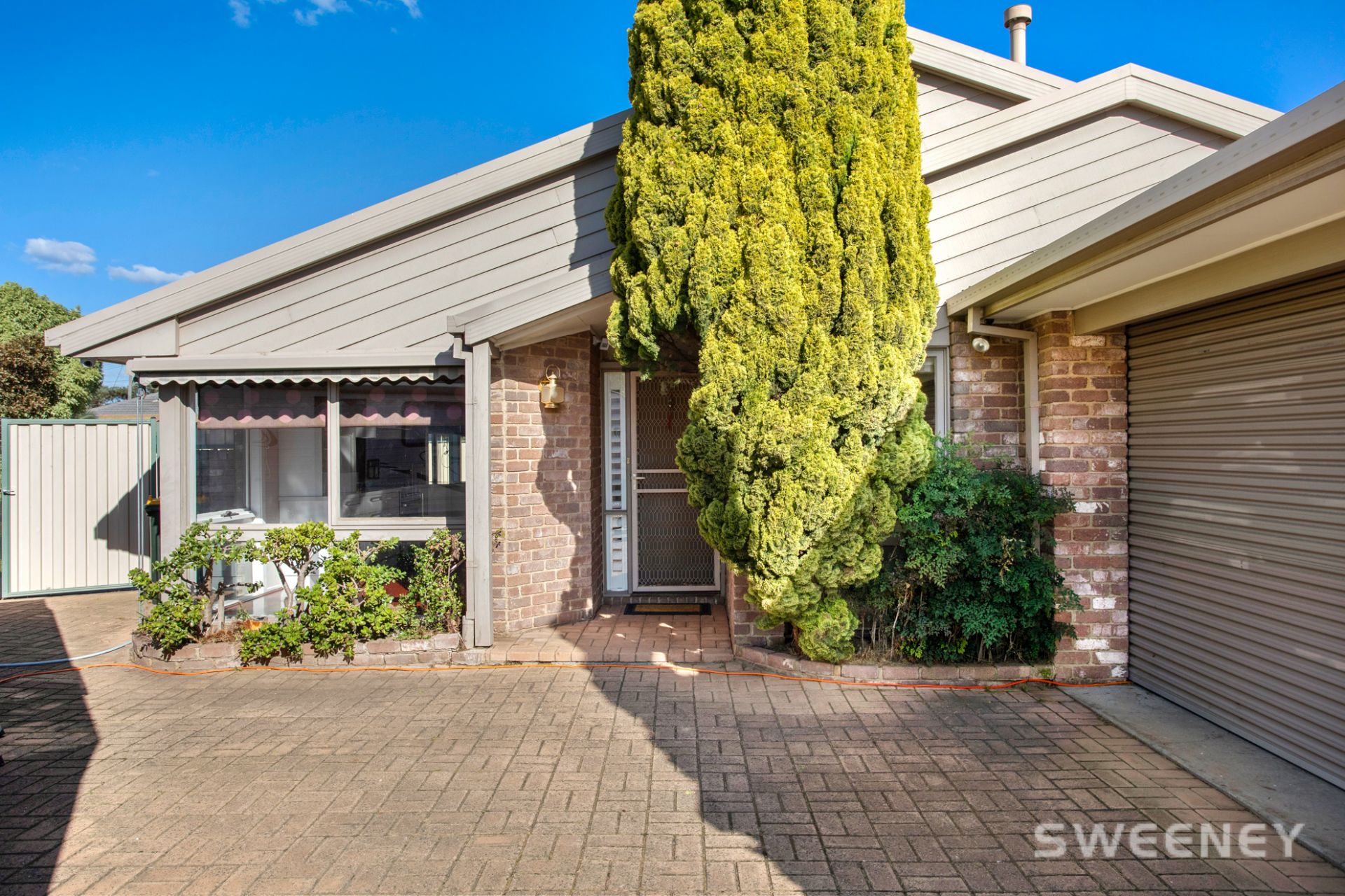 25 Brown Avenue, Altona Meadows - Thumbnail 2