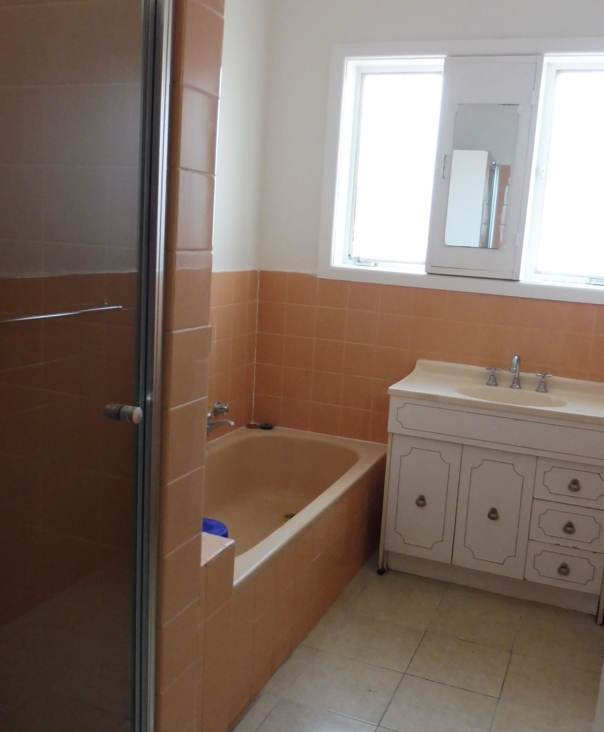 3 BEDROOM FAMILY HOME!
