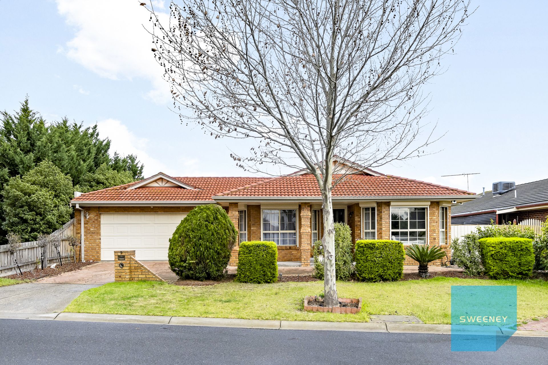 9 Jenny Court, Hillside - Thumbnail 2
