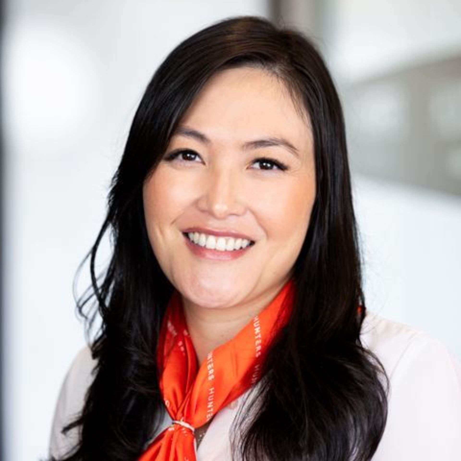 Janet Vongphit Real Estate Agent