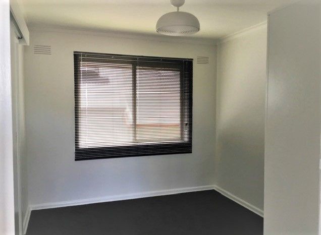 Fully Renovated & Just Steps Away From Croxton Station