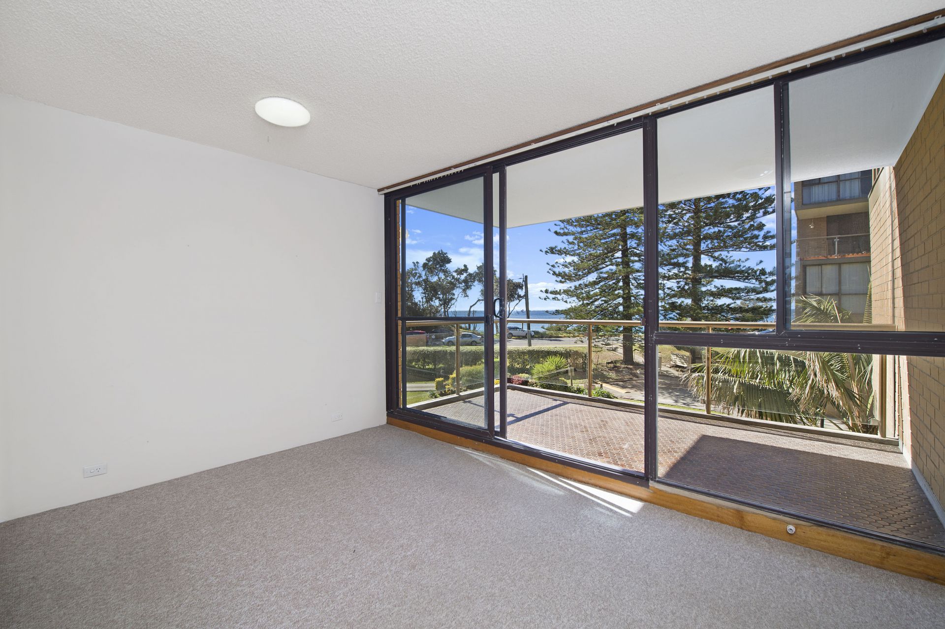 42/58 Pacific Drive Port Macquarie NSW, Port Macquarie - Thumbnail 5