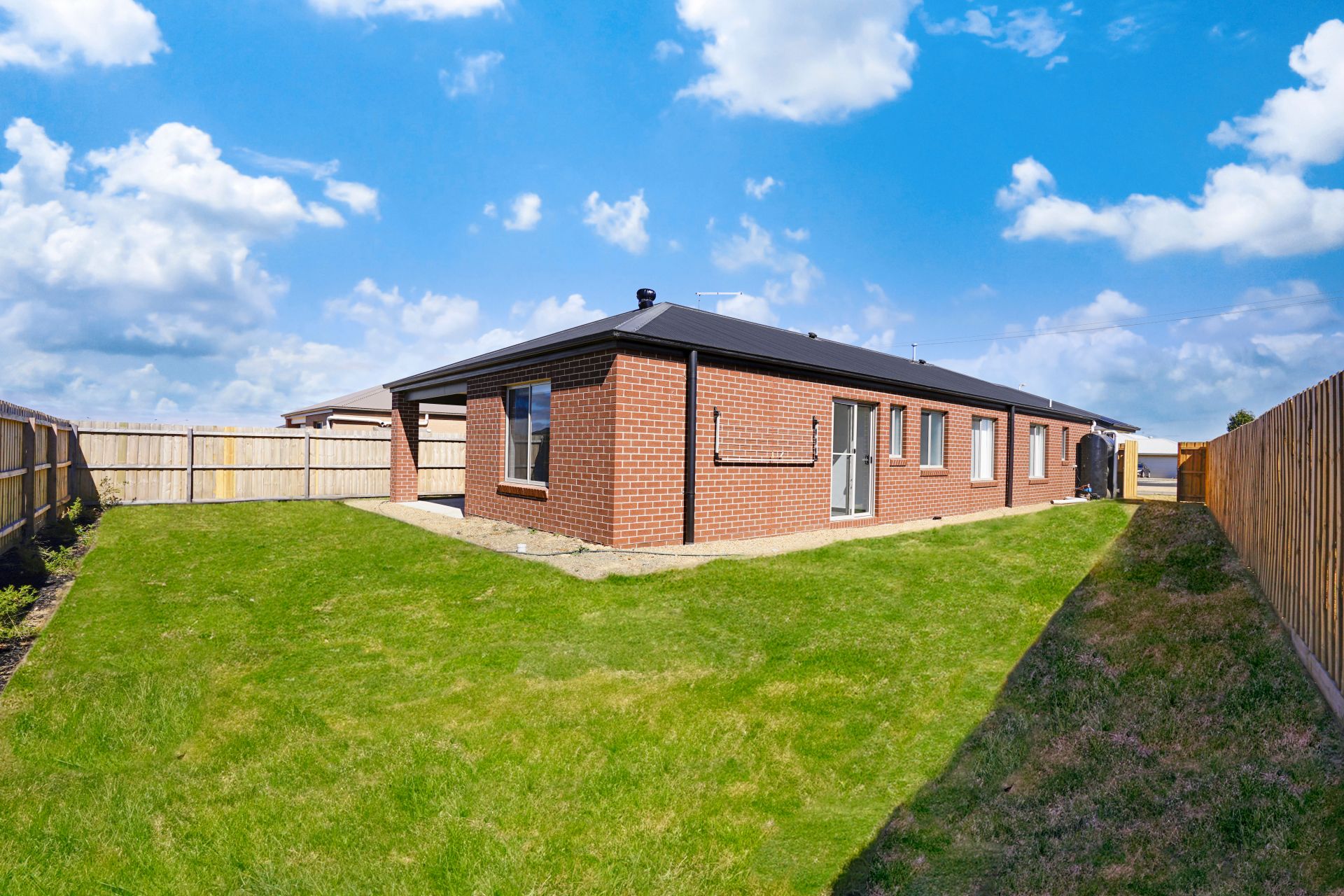 193 Tait Street Sebastopol VIC, Sebastopol - Thumbnail 2