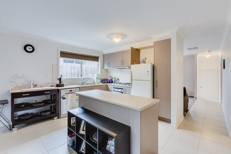 2/23 Inglis Street, Bacchus Marsh - Thumbnail 3