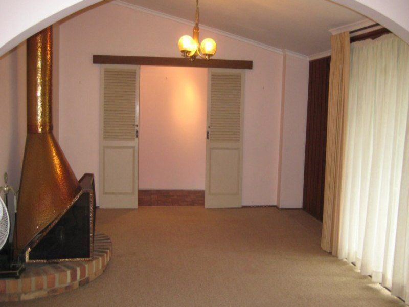 73 Tamboura Avenue BAULKHAM HILLS NSW, Baulkham Hills - Thumbnail 3