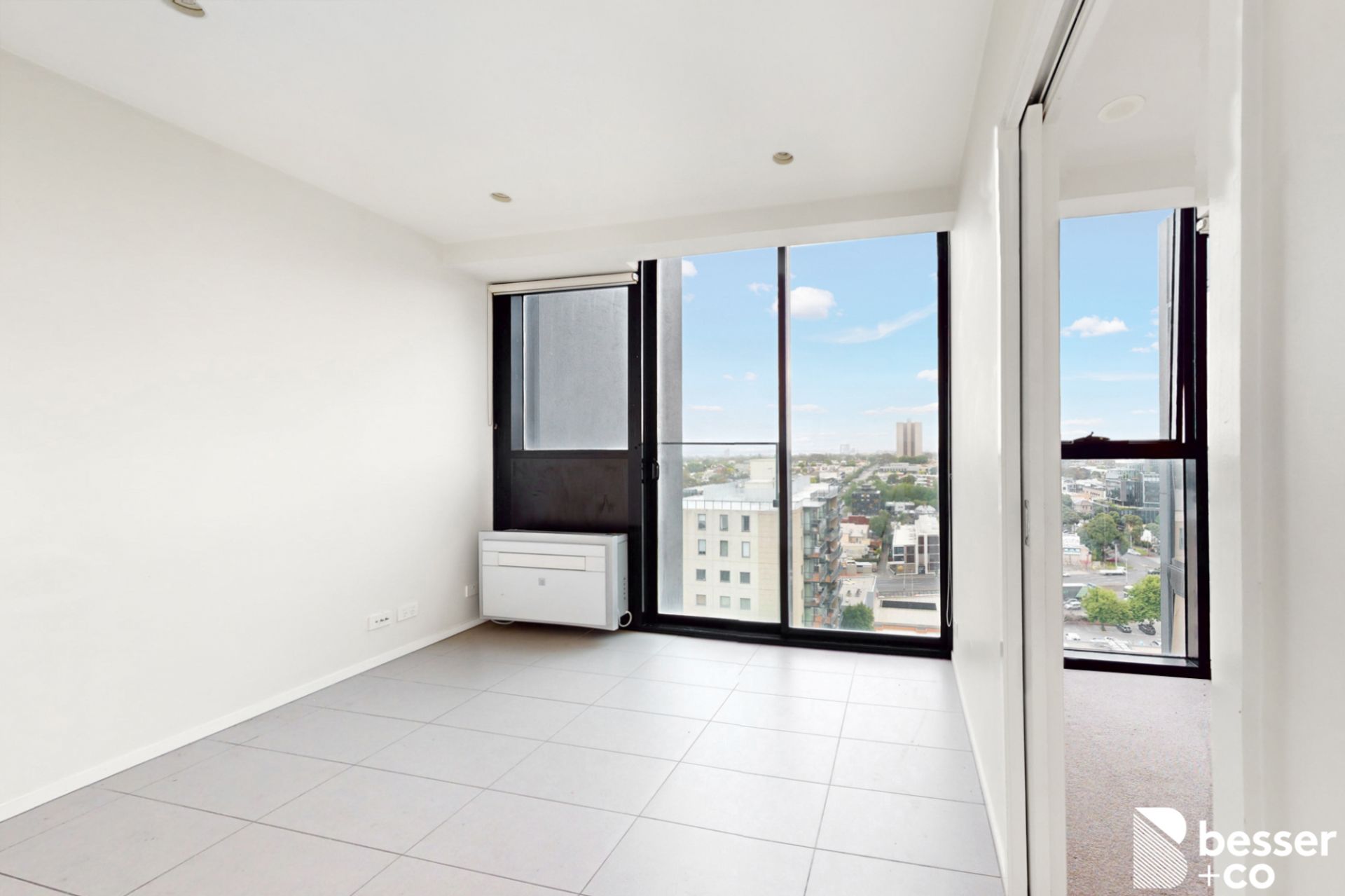 1401/52 Park Street, South Melbourne - Thumbnail 5