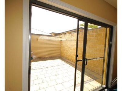 4/4 Smythe Street, Sheffield, Sheffield - Thumbnail 3