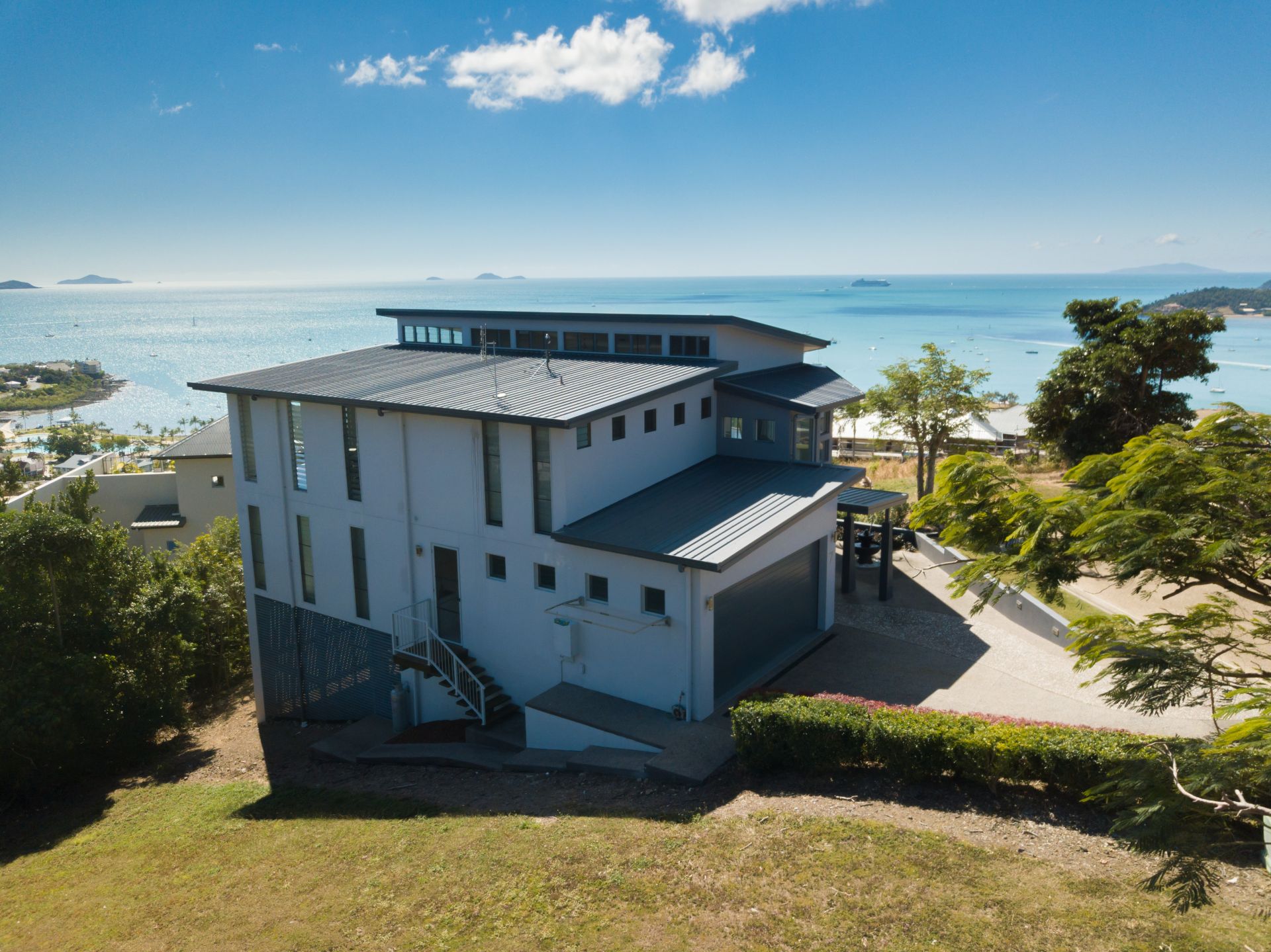 7 Airlie View, Airlie Beach Taylors Property Specialists