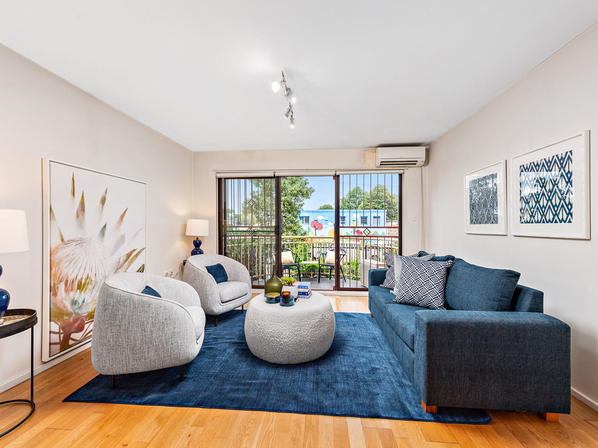 A Fresh and Peaceful Retreat in a Boutique Complex